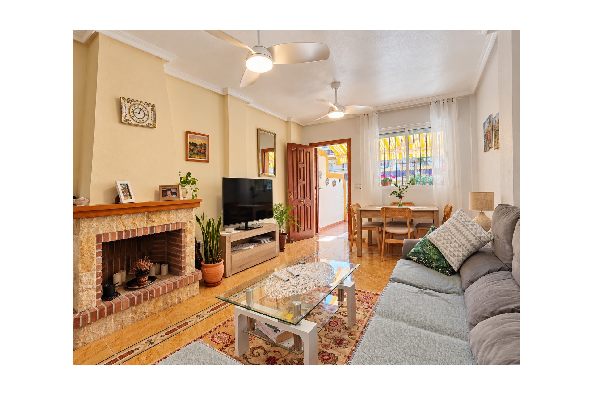 Brukt - Town House -
Orihuela Costa - Costa Blanca
