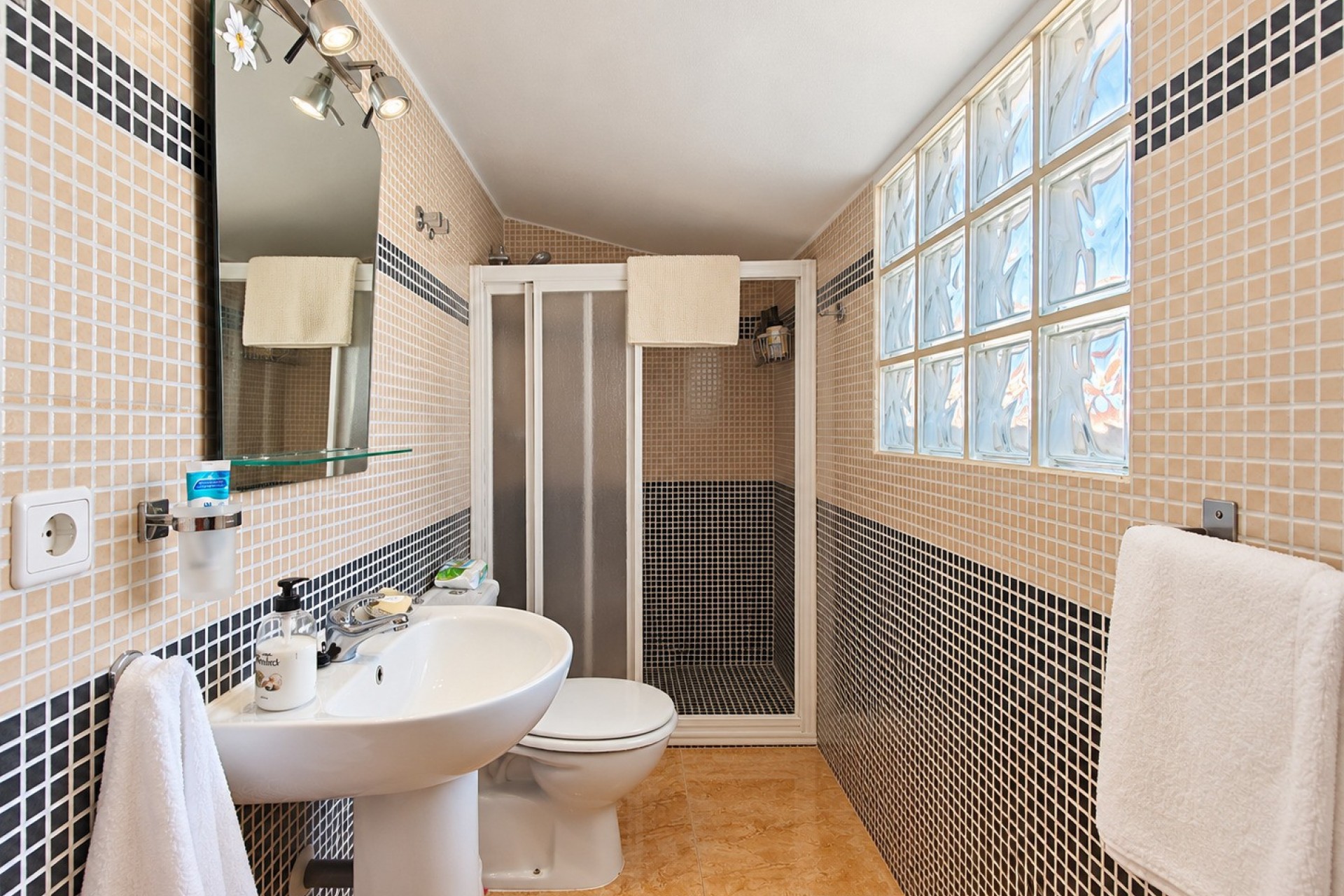 Brukt - Town House -
Orihuela Costa - Costa Blanca