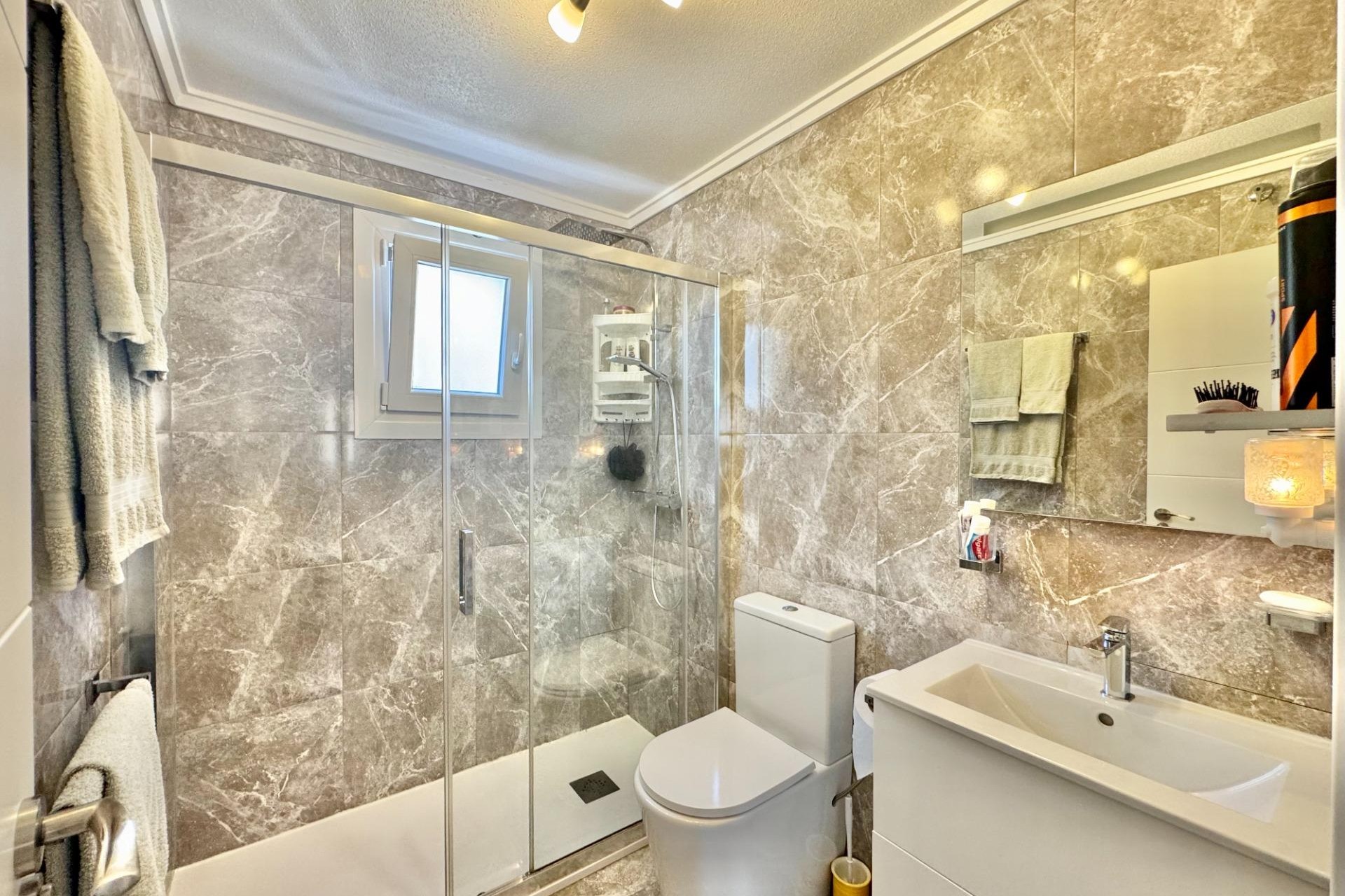 Brukt - Town House -
Orihuela Costa - La Florida