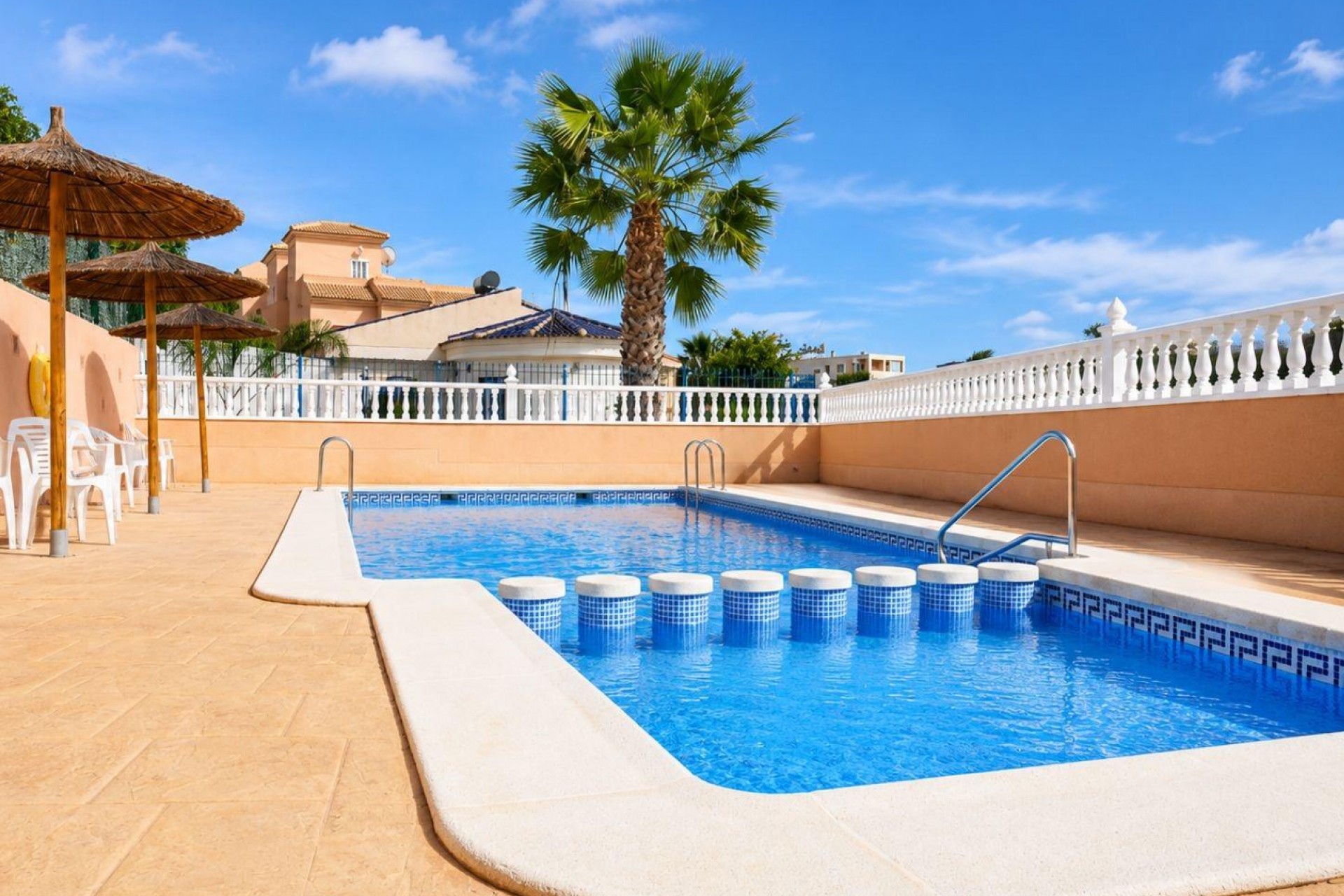 Brukt - Town House -
Orihuela Costa - La Zenia