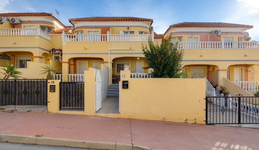 Brukt - Town House -
Orihuela Costa - Las Filipinas