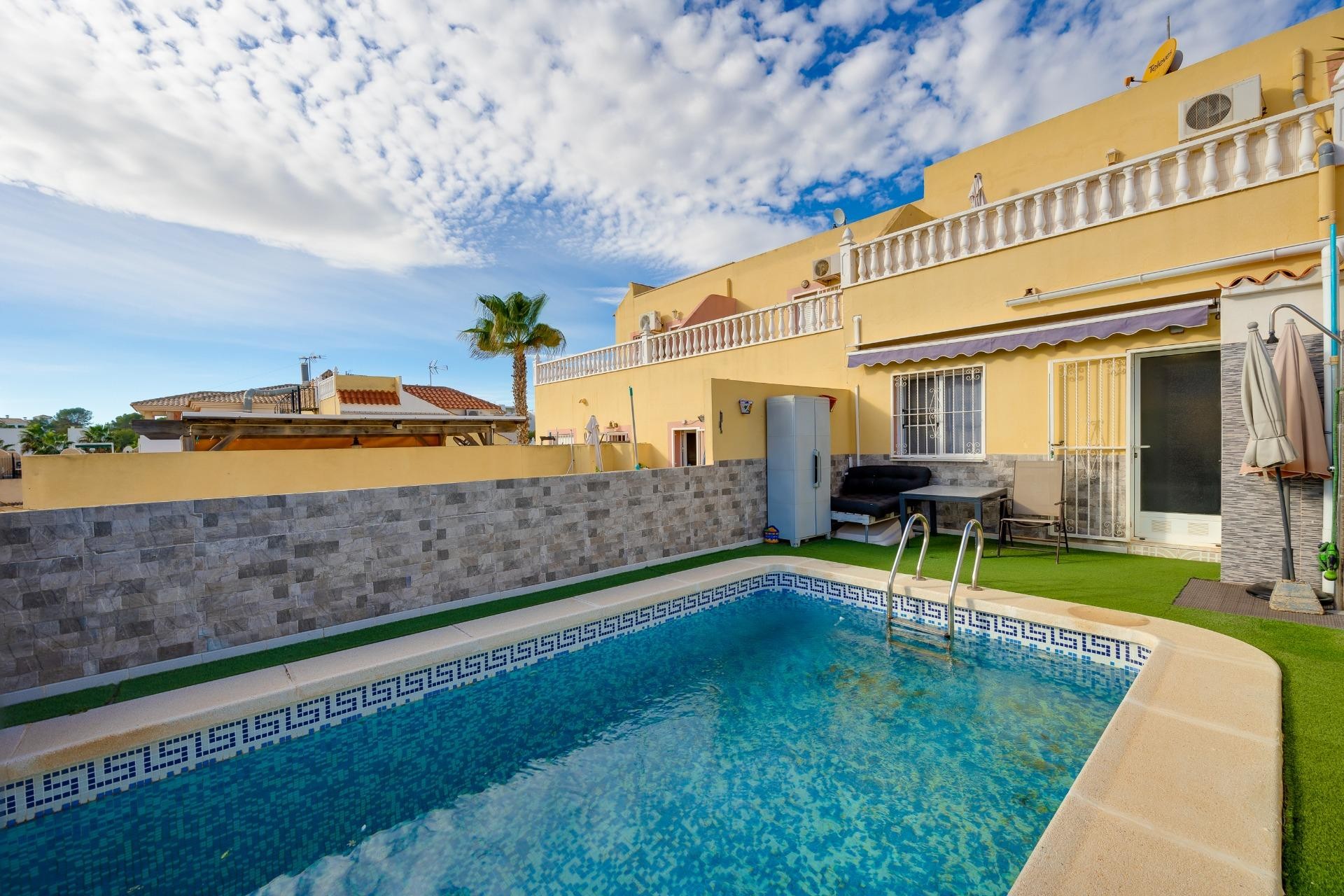 Brukt - Town House -
Orihuela Costa - Las Filipinas