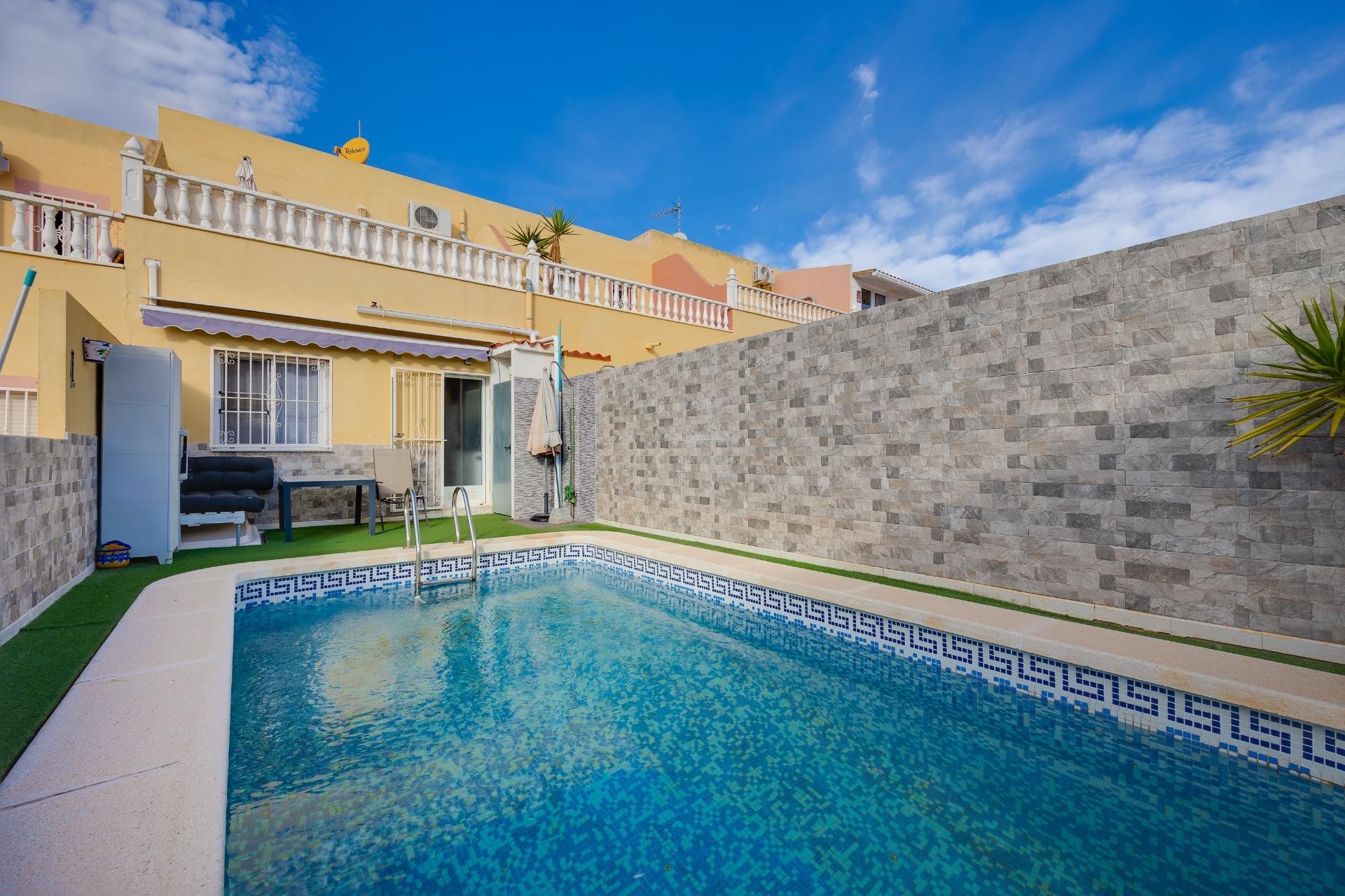 Brukt - Town House -
Orihuela Costa - Las Filipinas