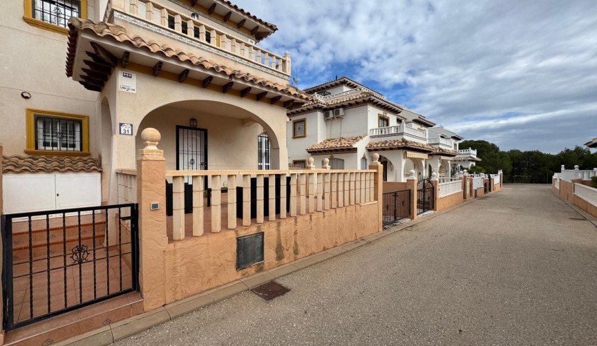 Brukt - Town House -
Orihuela Costa - Lomas De Cabo Roig-los Dolses