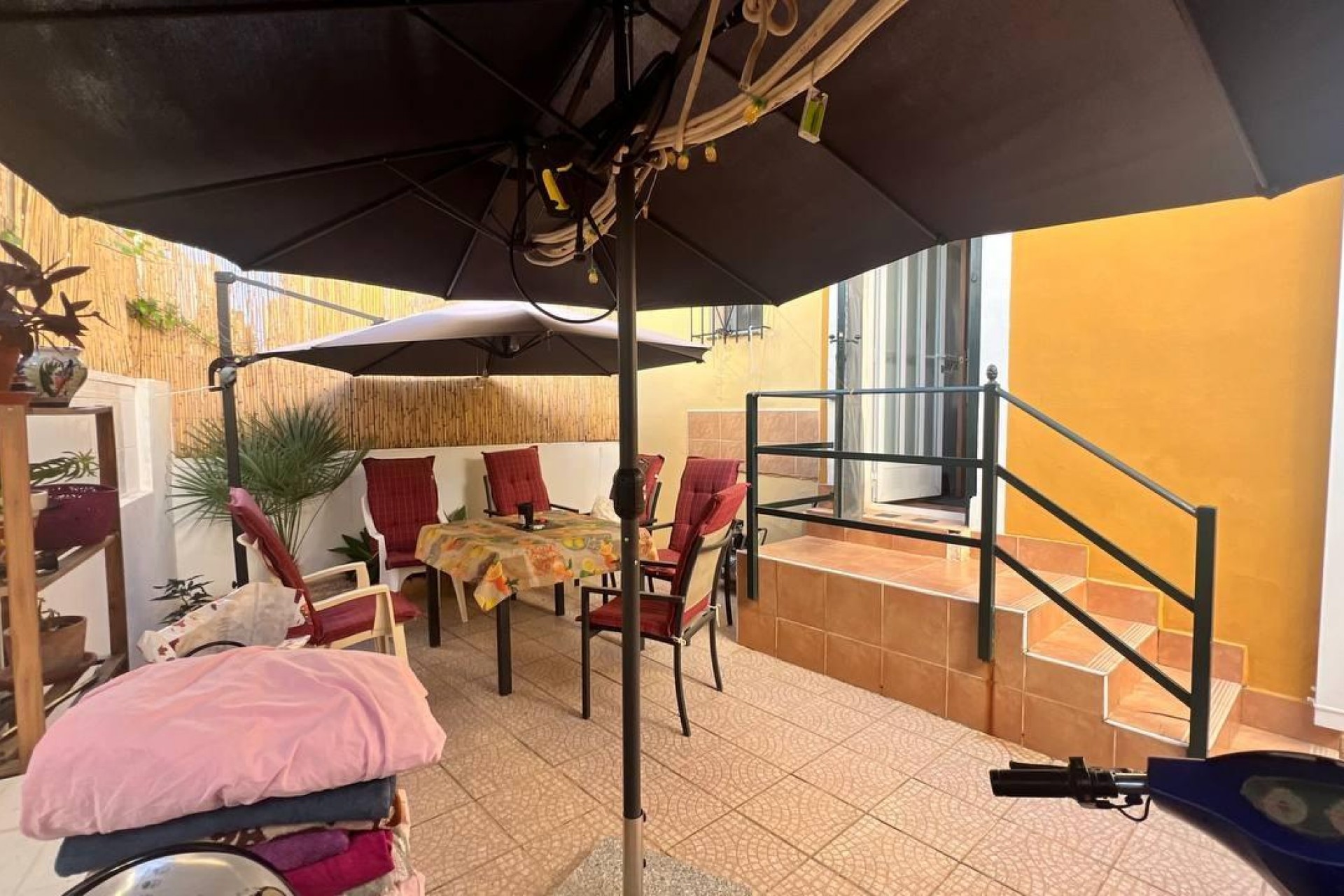 Brukt - Town House -
Orihuela Costa - Los Almendros-la Florida