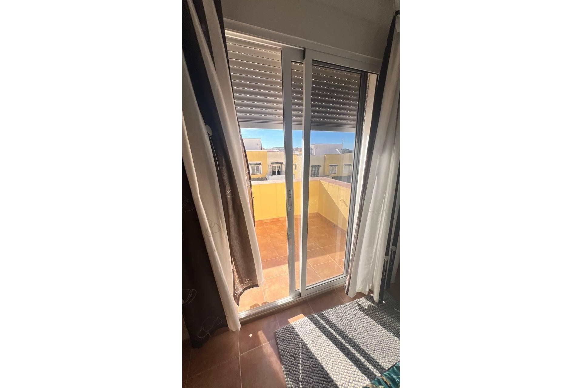 Brukt - Town House -
Orihuela Costa - Los Almendros-la Florida