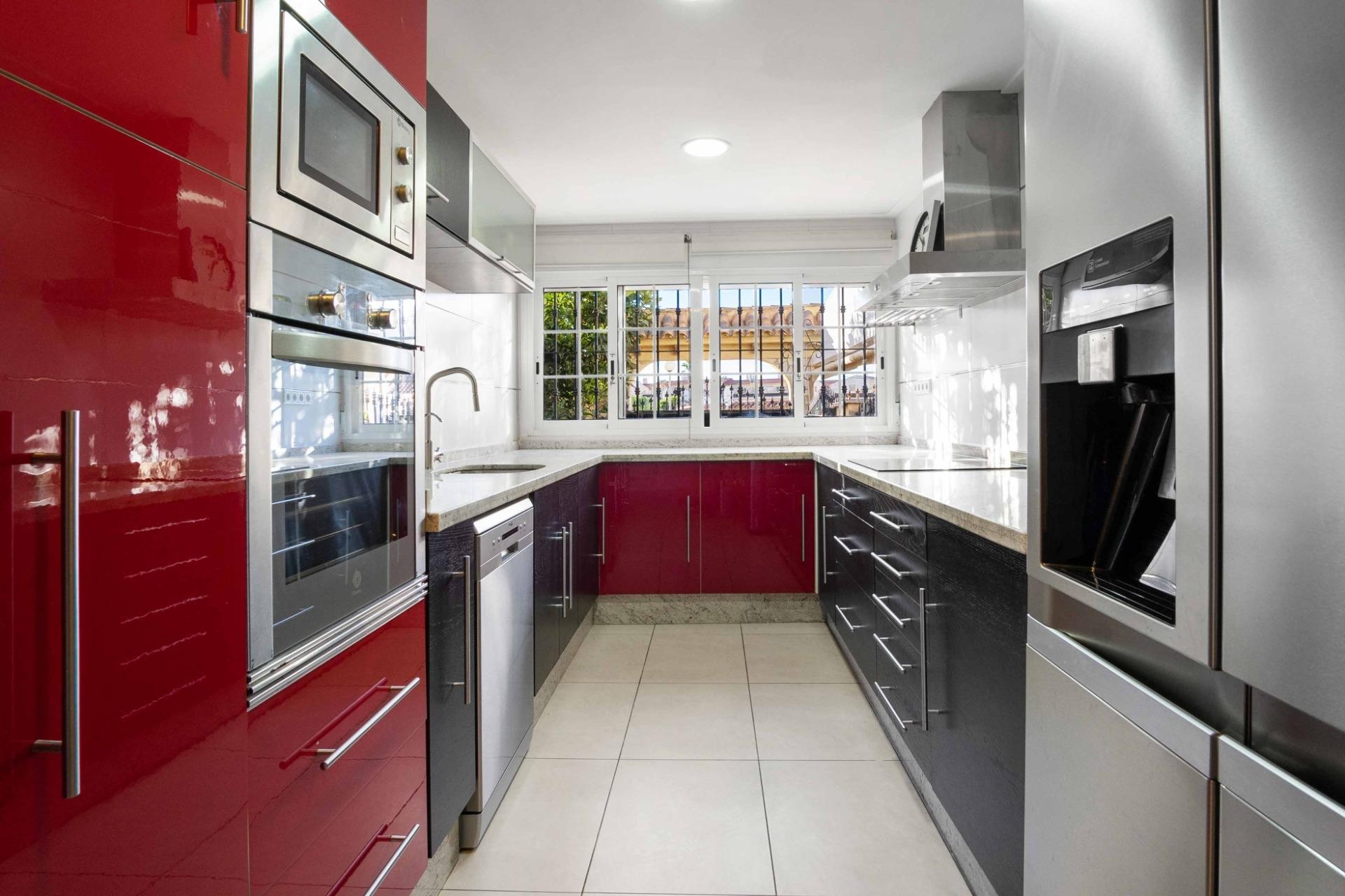 Brukt - Town House -
Orihuela Costa - Los Almendros-la Florida