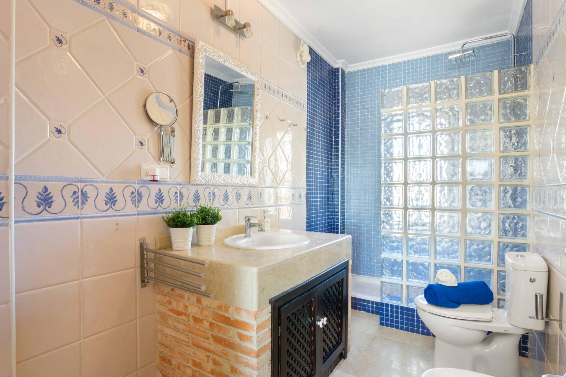Brukt - Town House -
Orihuela Costa - Los Almendros-la Florida