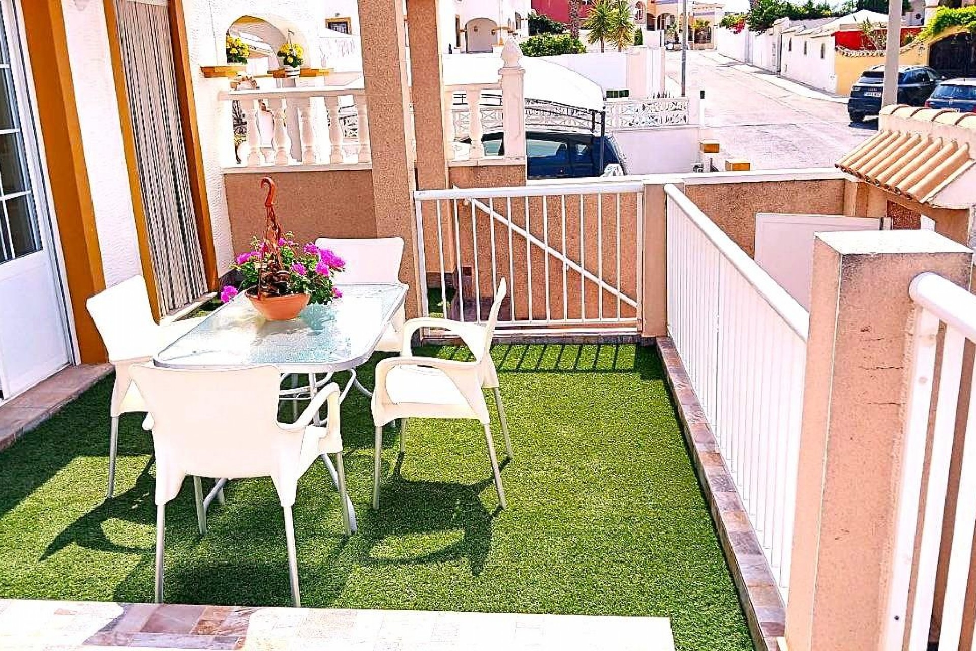Brukt - Town House -
Orihuela Costa - Los Almendros-la Florida