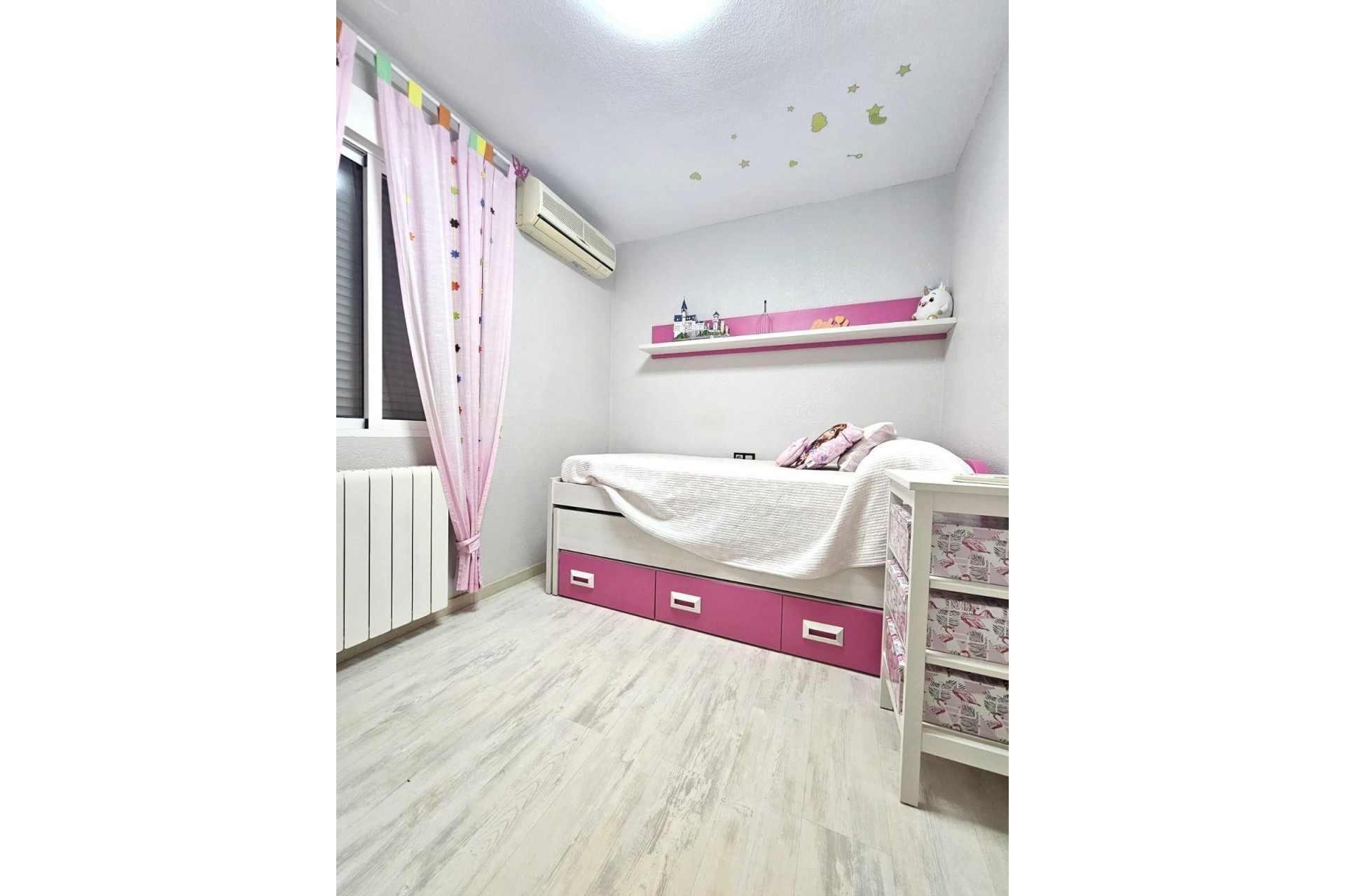 Brukt - Town House -
Orihuela Costa - Los Almendros-la Florida