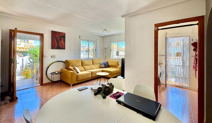 Brukt - Town House -
Orihuela Costa - Los Altos