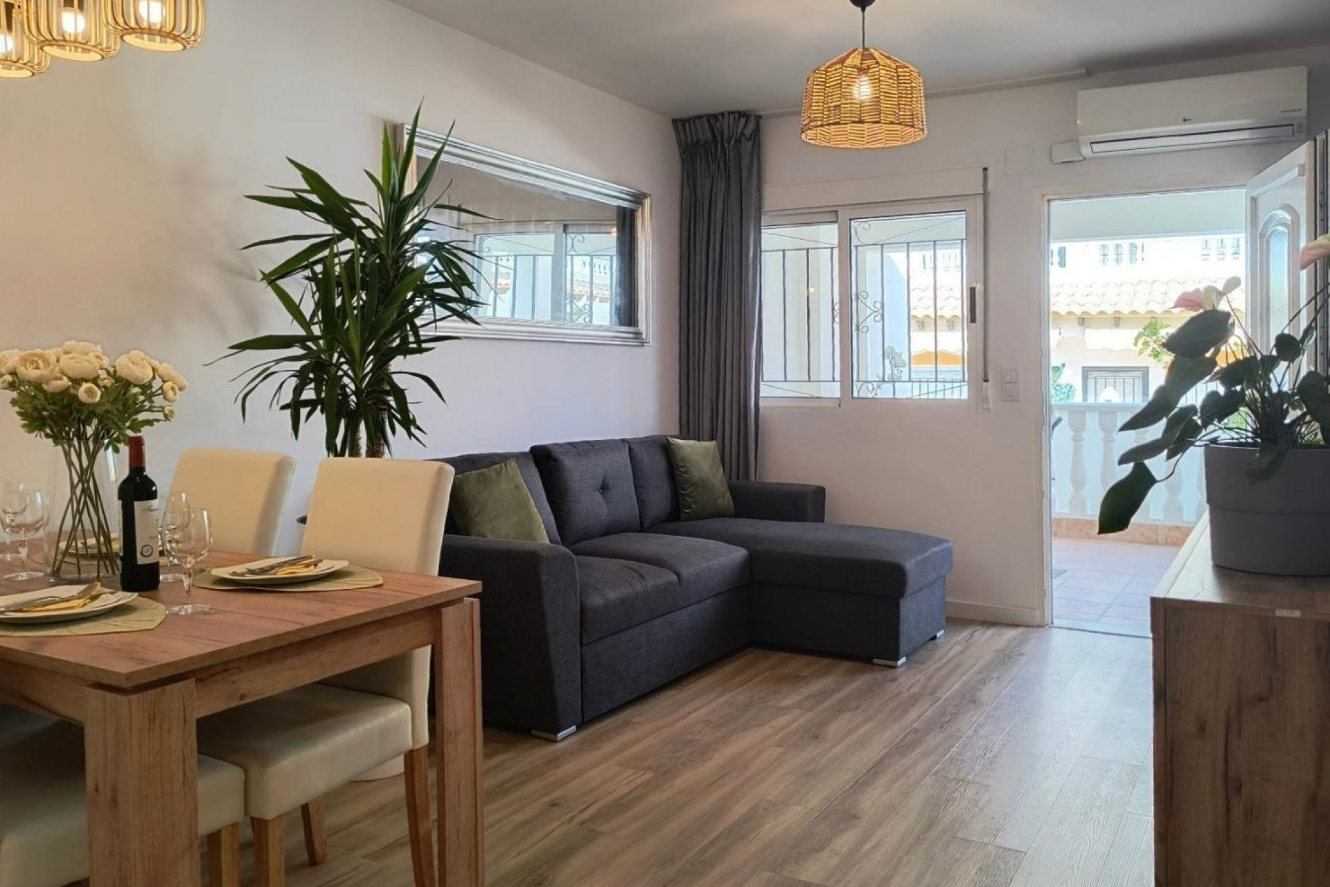 Brukt - Town House -
Orihuela Costa - Los Balcones