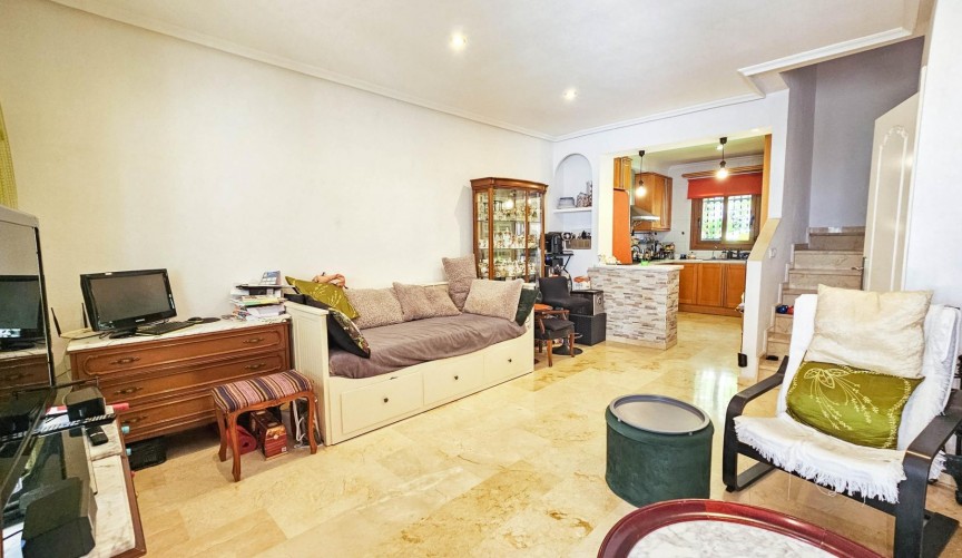 Brukt - Town House -
Orihuela Costa - PAU 8