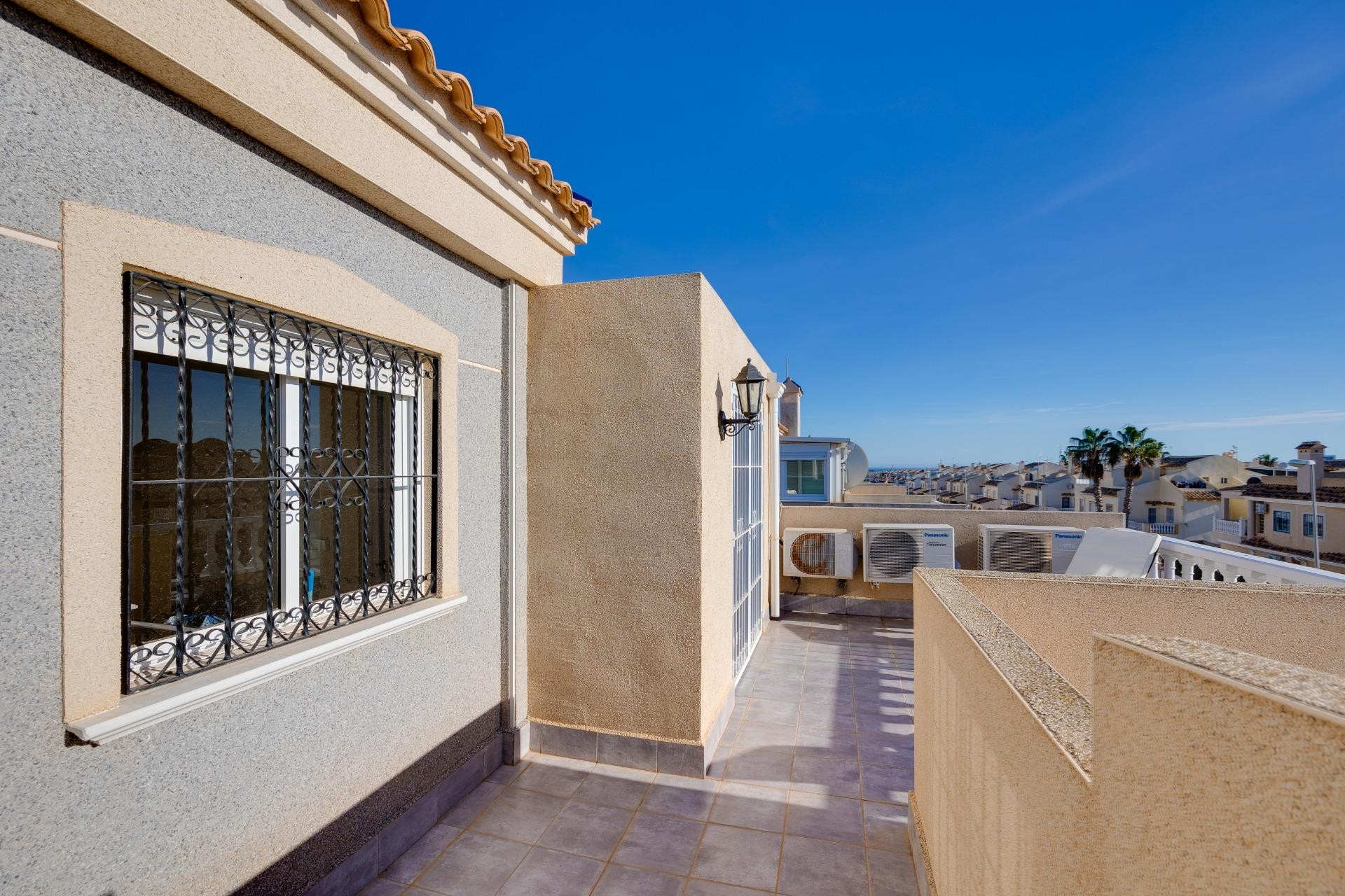 Brukt - Town House -
Orihuela Costa - Playa Flamenca