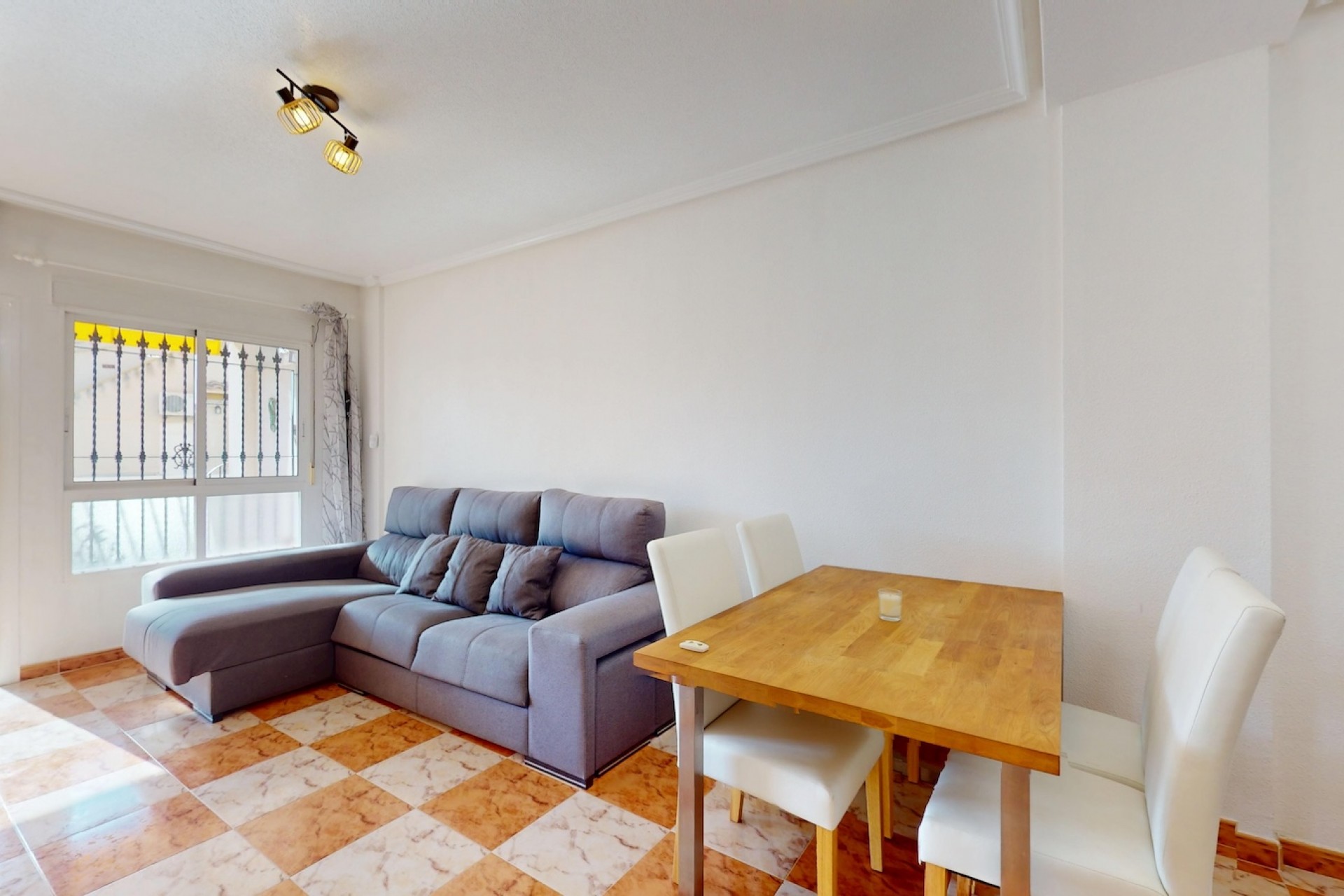 Brukt - Town House -
Orihuela - Inland