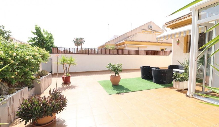 Brukt - Town House -
Pilar de la Horadada - Costa Blanca