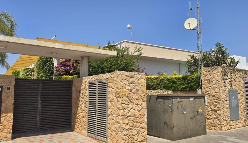 Brukt - Town House -
Pilar de la Horadada - Mil Palmeras