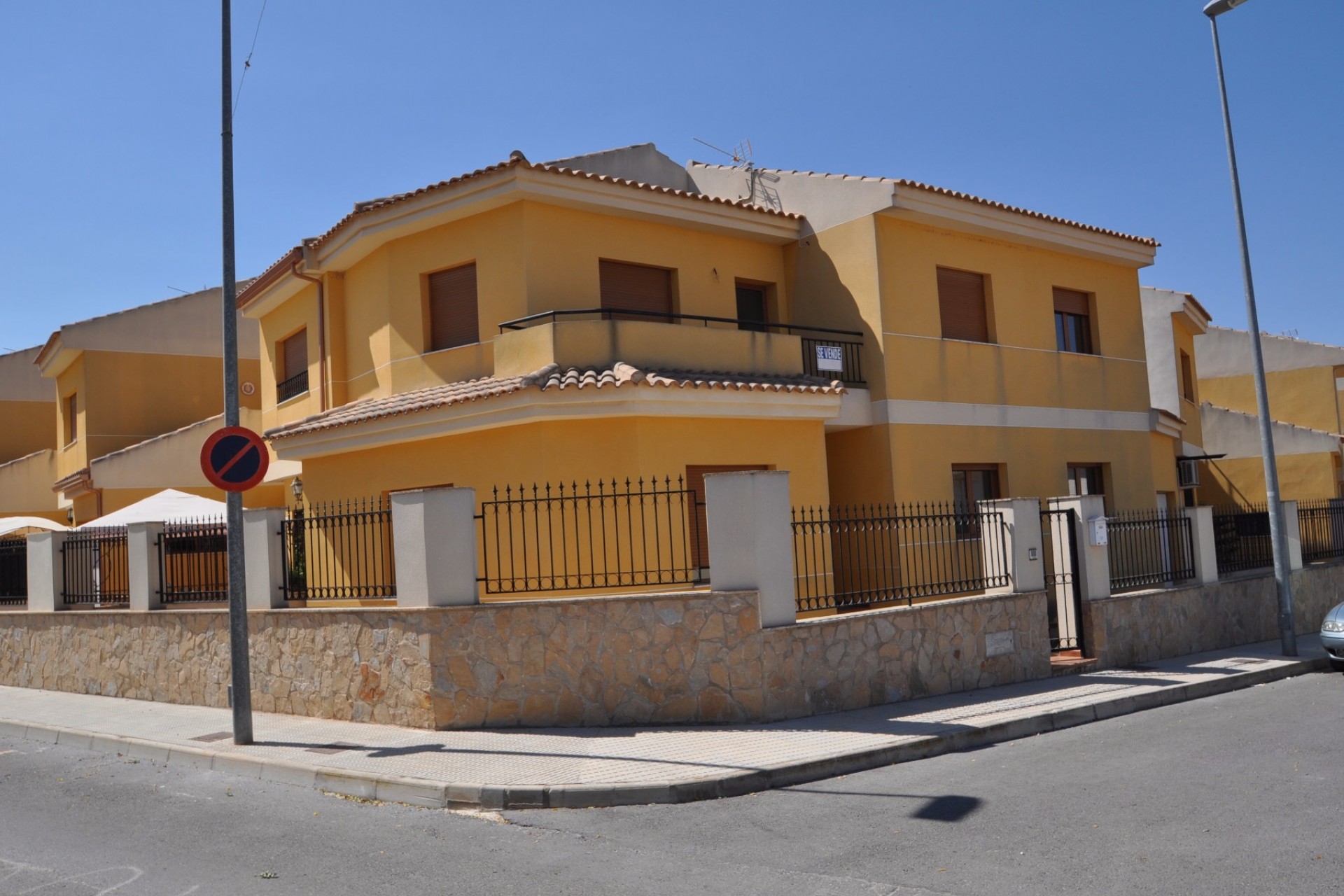 Brukt - Town House -
Pinoso - Inland