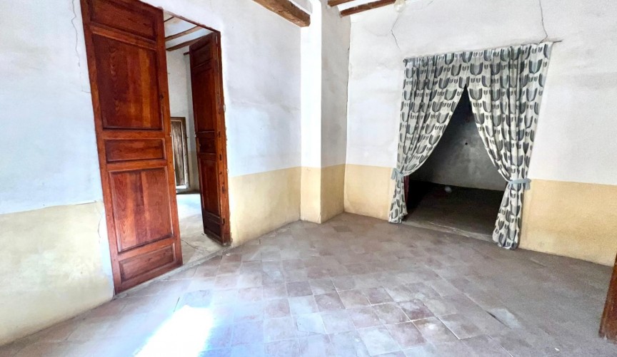 Brukt - Town House -
Pinoso - Inland