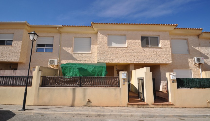 Brukt - Town House -
Pinoso - Inland