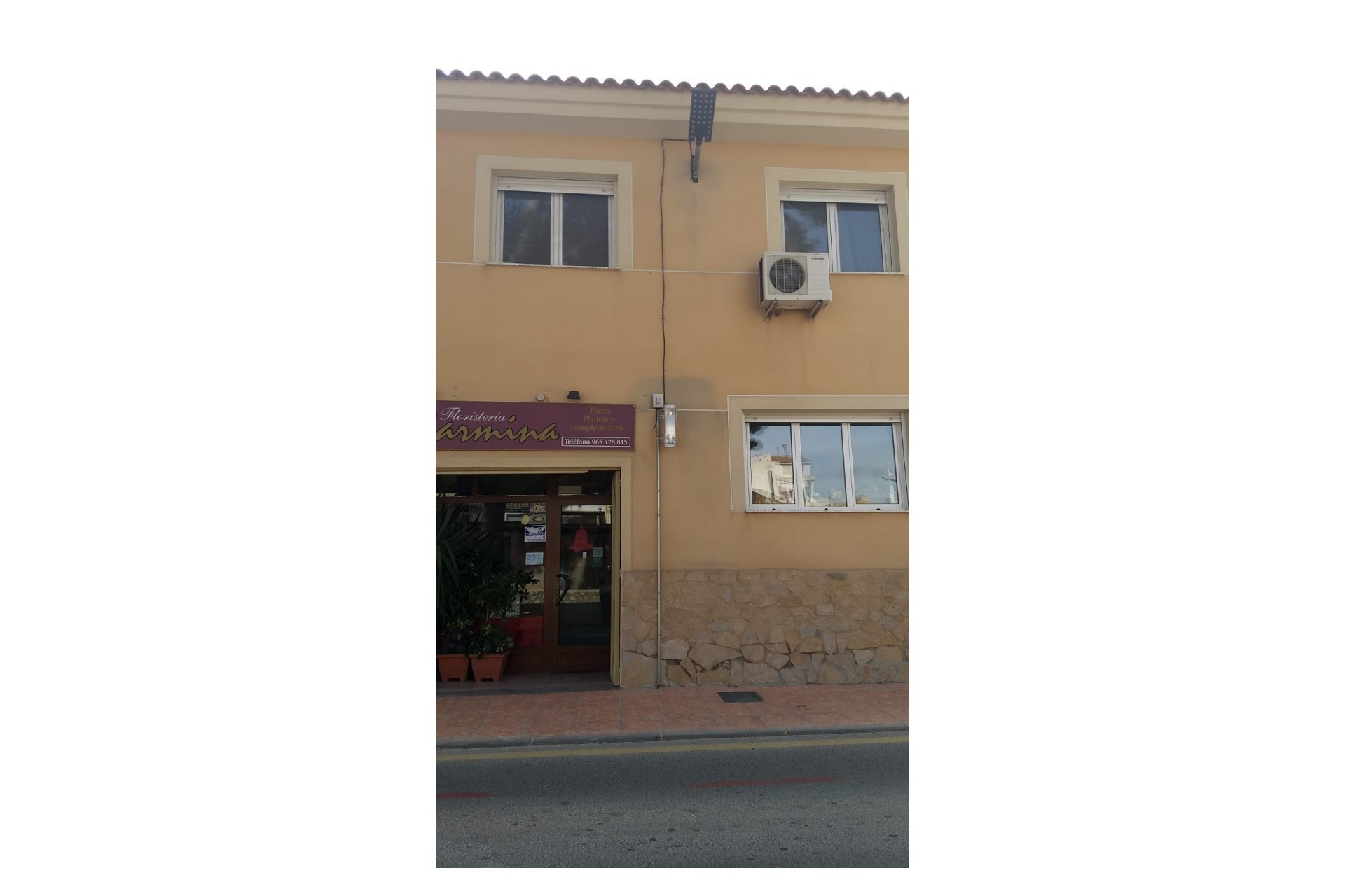 Brukt - Town House -
Pinoso - Inland
