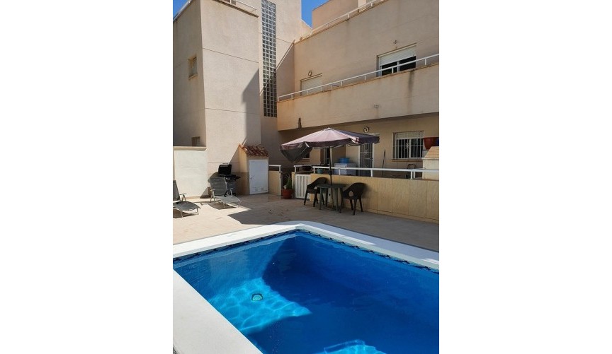 Brukt - Town House -
Playa Flamenca - Costa Blanca