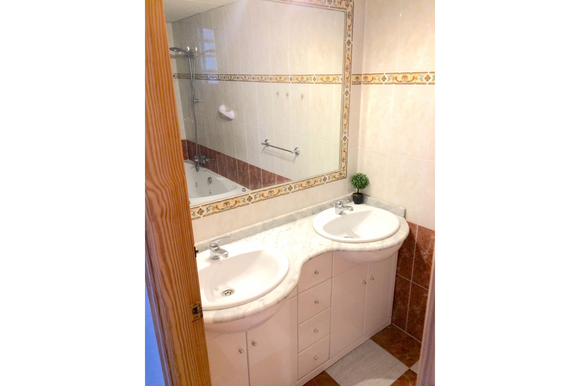 Brukt - Town House -
Playa Flamenca - Costa Blanca