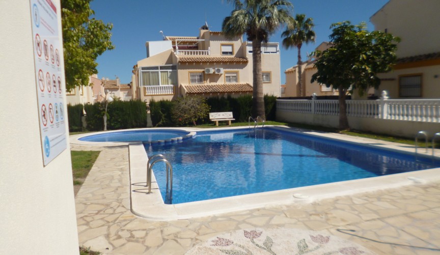 Brukt - Town House -
Playa Flamenca - Costa Blanca