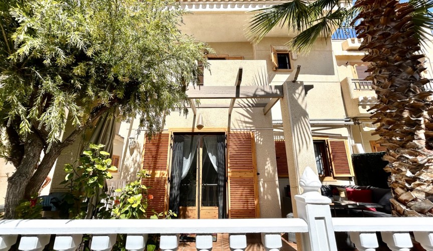 Brukt - Town House -
Playa Flamenca - Costa Blanca