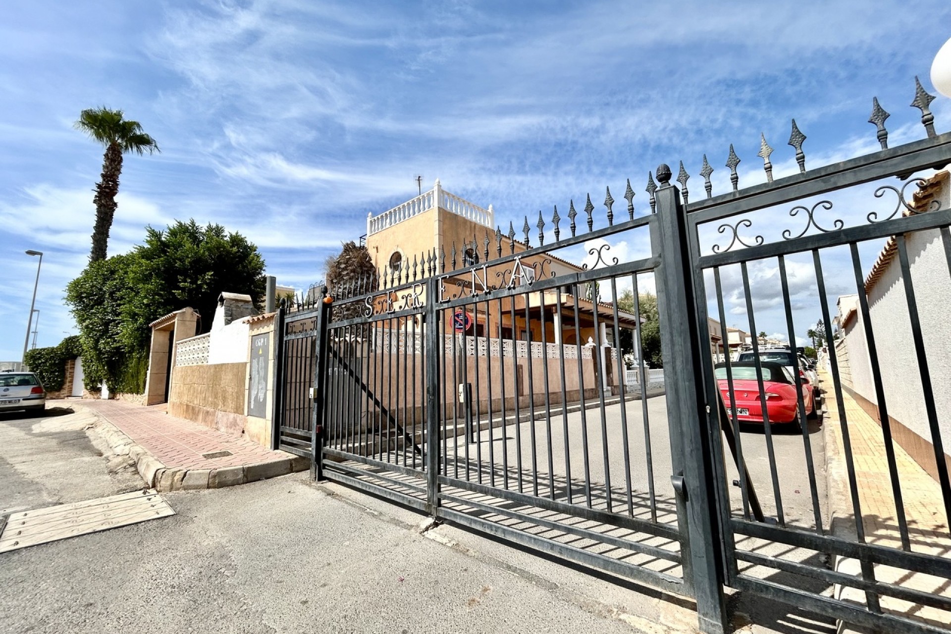 Brukt - Town House -
Playa Flamenca - Costa Blanca
