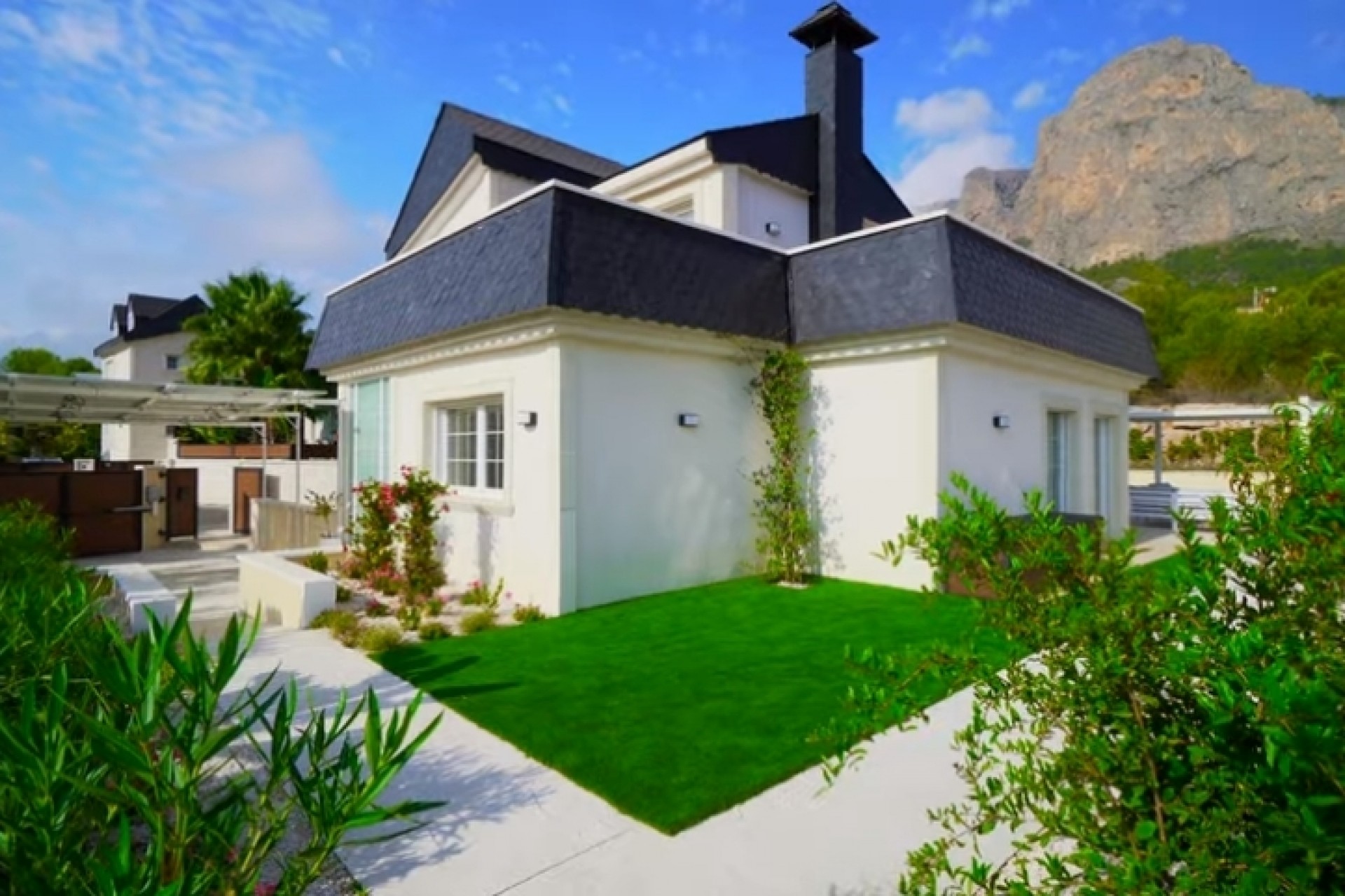 Brukt - Town House -
Polop - Costa Blanca