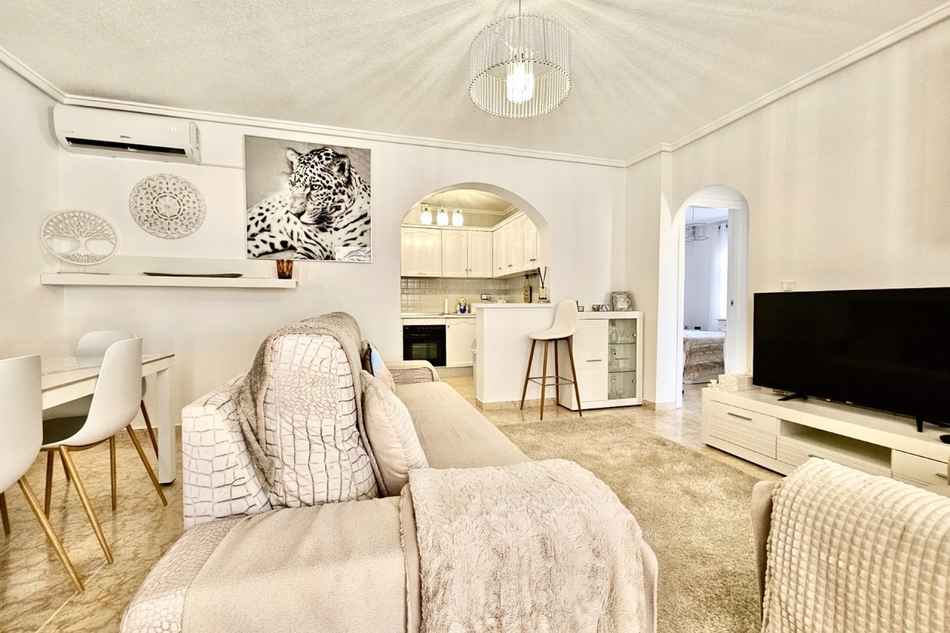 Brukt - Town House -
Punta Prima - Costa Blanca