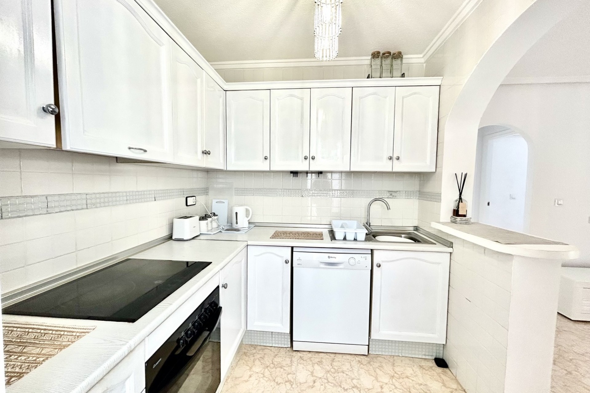 Brukt - Town House -
Punta Prima - Costa Blanca