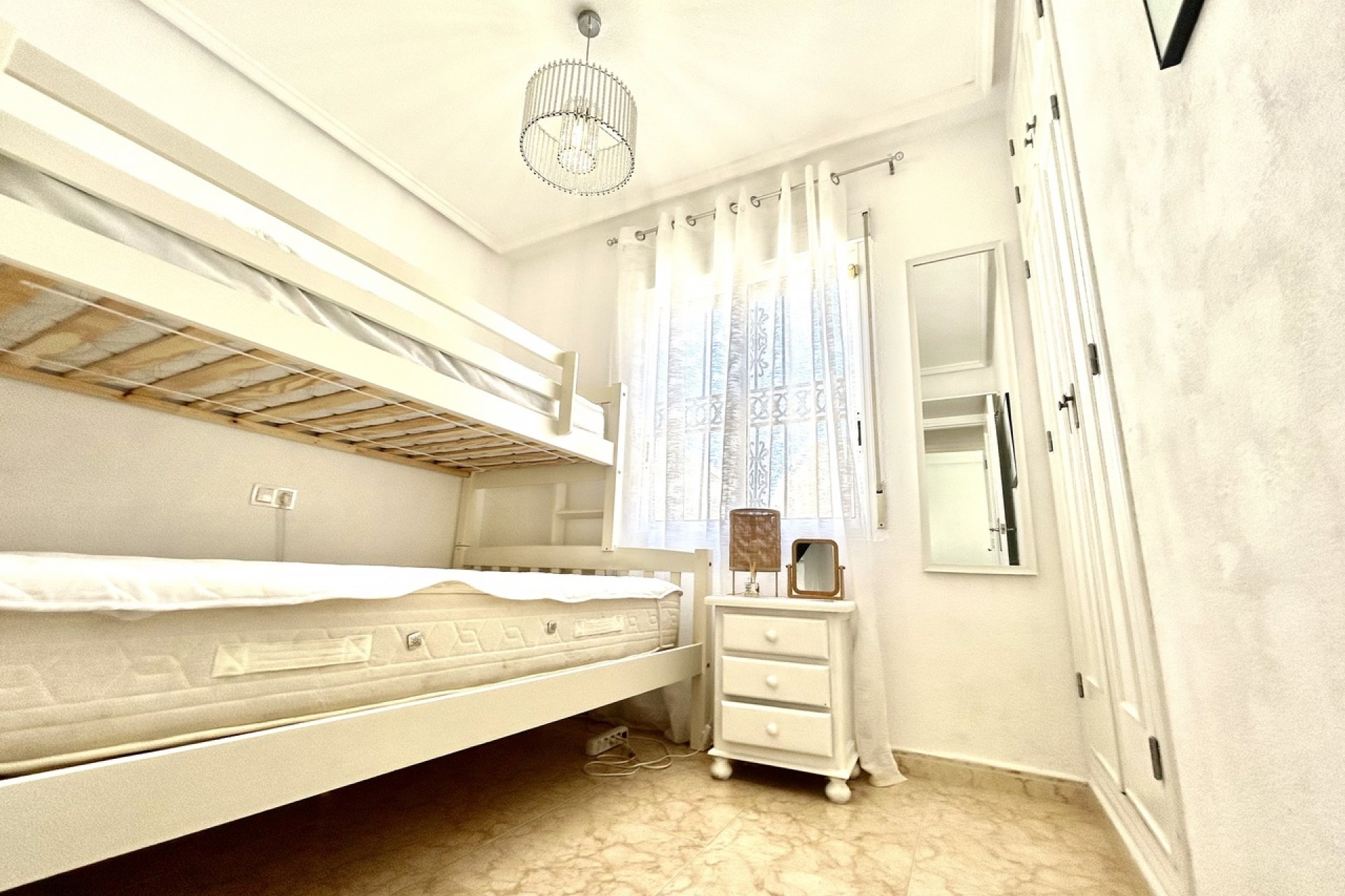 Brukt - Town House -
Punta Prima - Costa Blanca