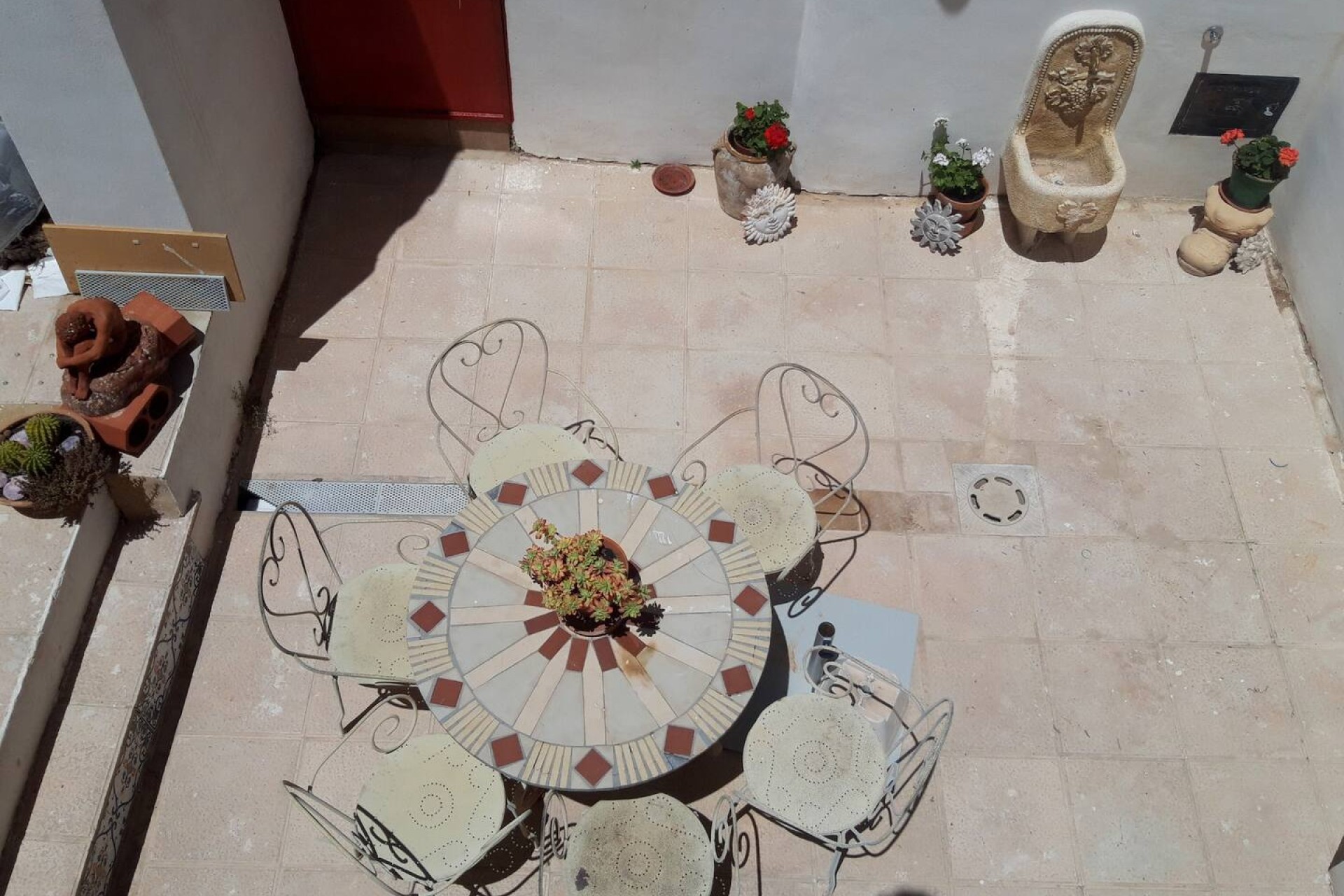 Brukt - Town House -
Raspay - Inland