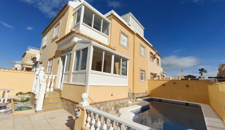 Brukt - Town House -
Rojales - Lo Marabú