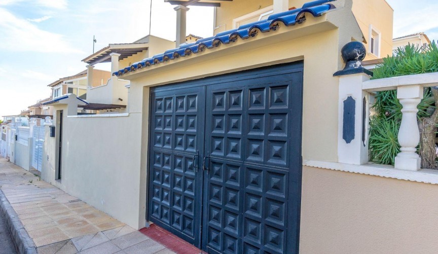 Brukt - Town House -
San Miguel de Salinas - El Galán