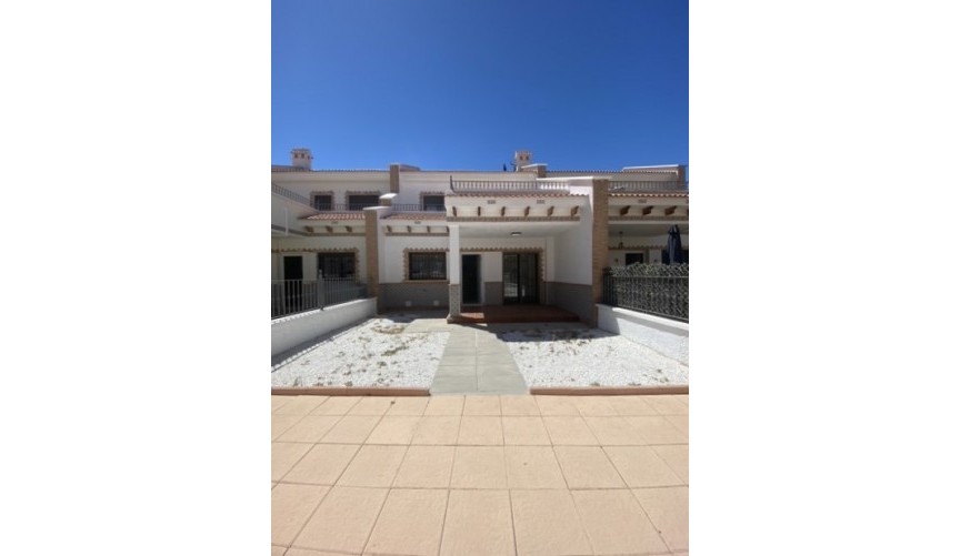 Brukt - Town House -
San Miguel de Salinas - Inland