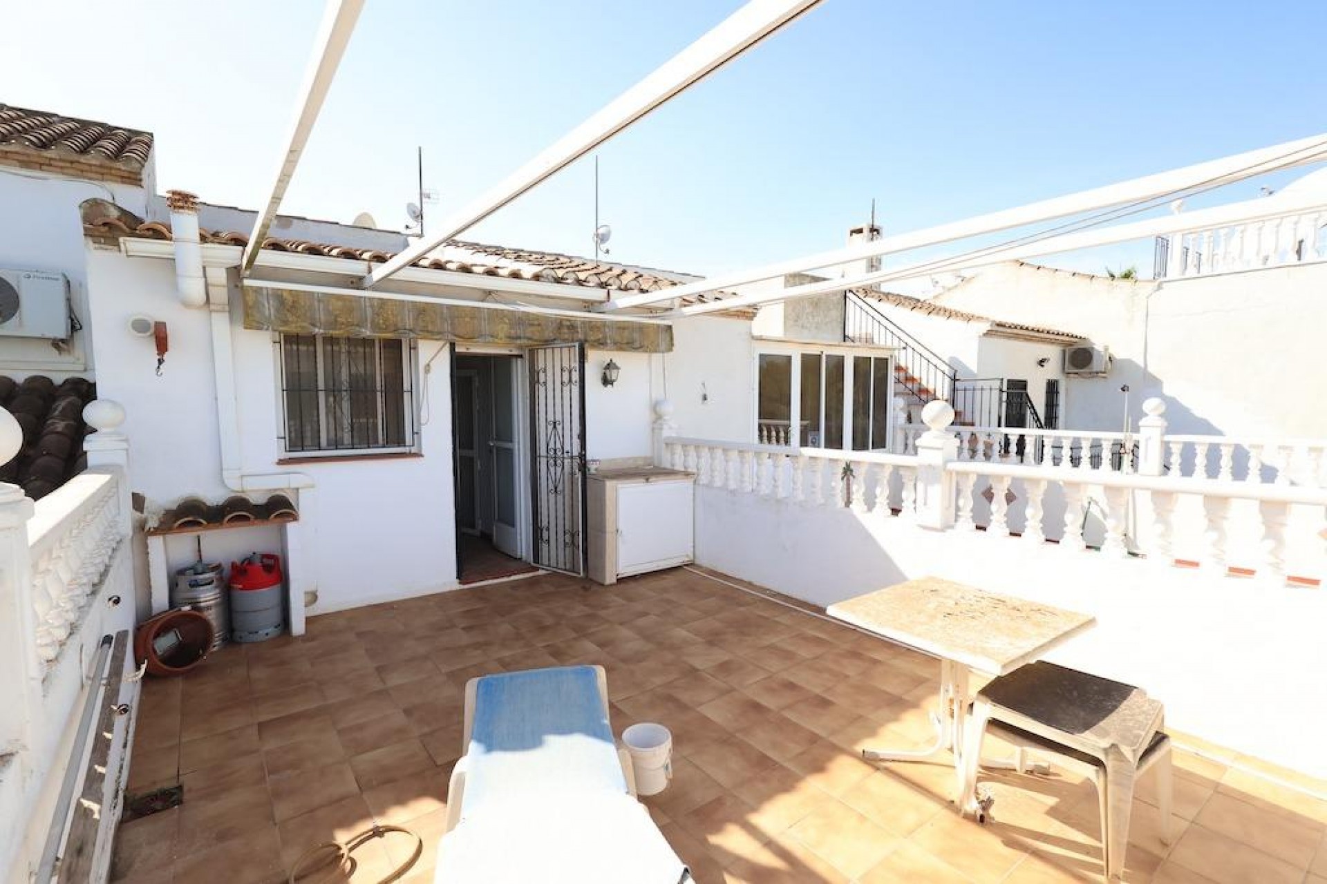 Brukt - Town House -
San Miguel de Salinas - Inland