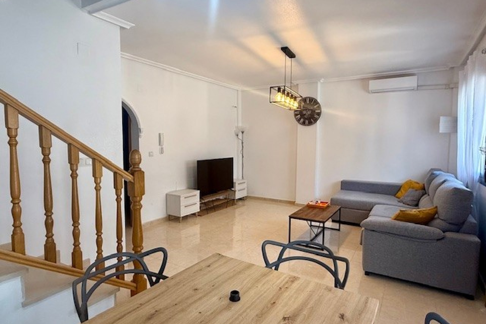 Brukt - Town House -
San Miguel de Salinas - Inland