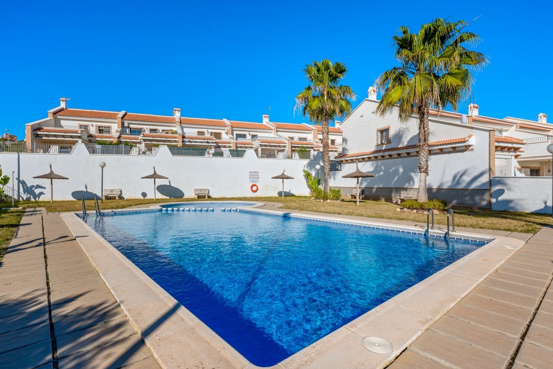 Brukt - Town House -
San Miguel de Salinas - Inland