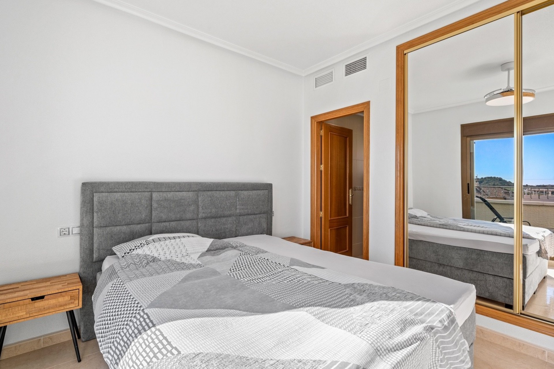 Brukt - Town House -
San Miguel de Salinas - Inland