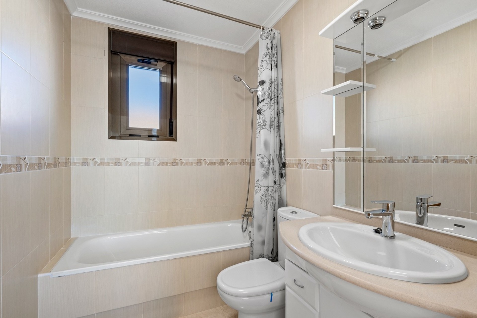 Brukt - Town House -
San Miguel de Salinas - Inland