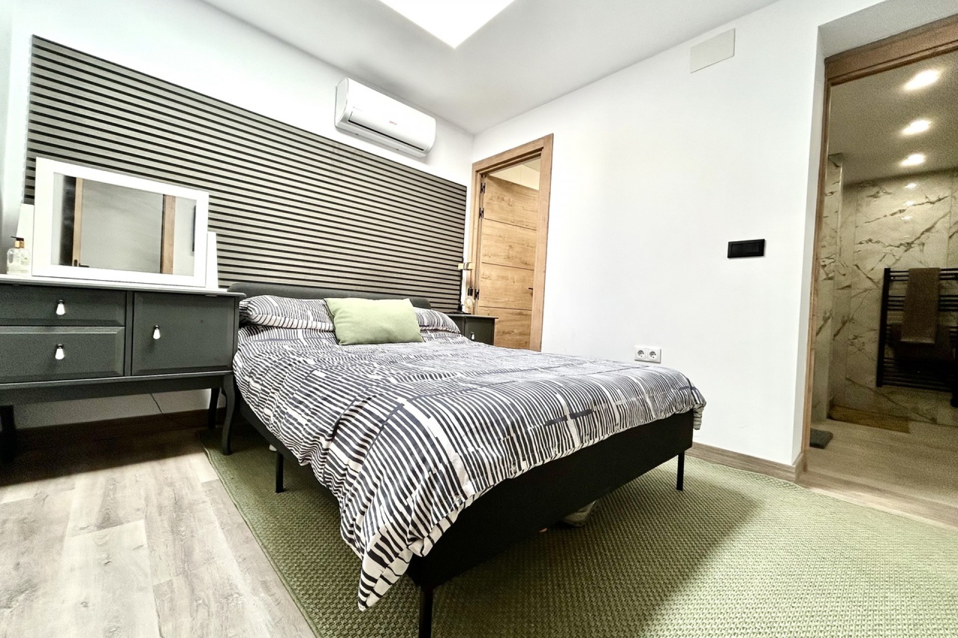 Brukt - Town House -
San Miguel de Salinas - Inland