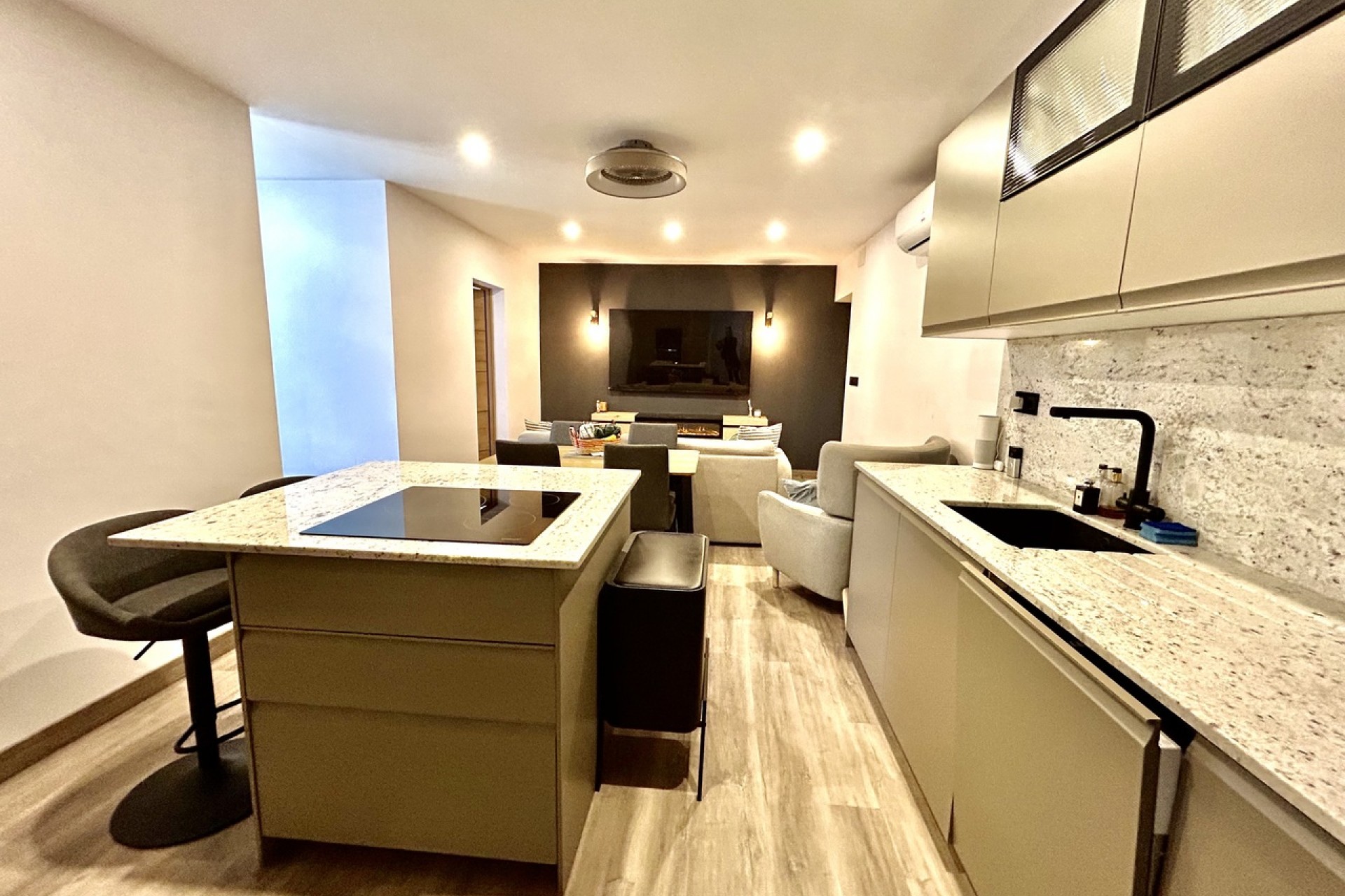 Brukt - Town House -
San Miguel de Salinas - Inland
