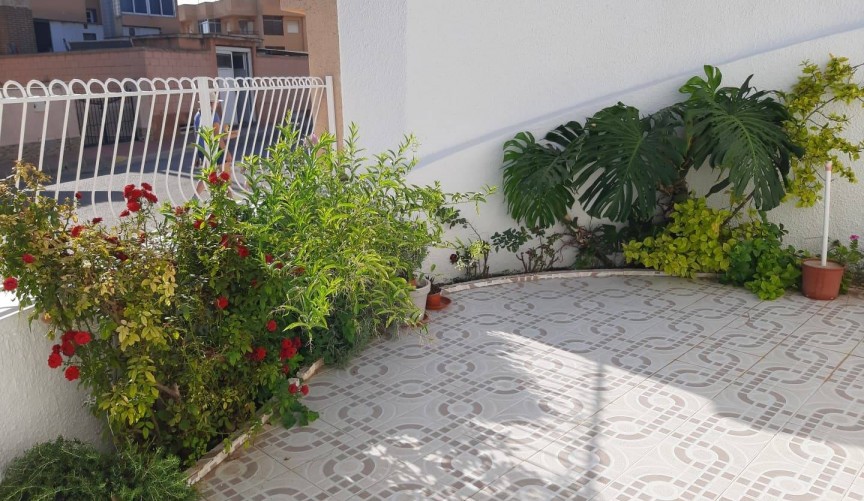 Brukt - Town House -
Santiago de la Ribera - Centro