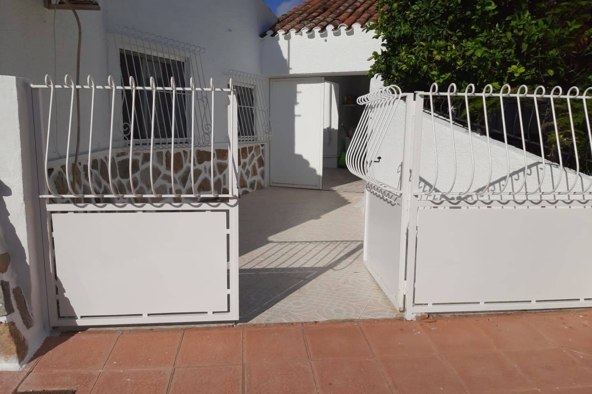 Brukt - Town House -
Santiago de la Ribera - Centro