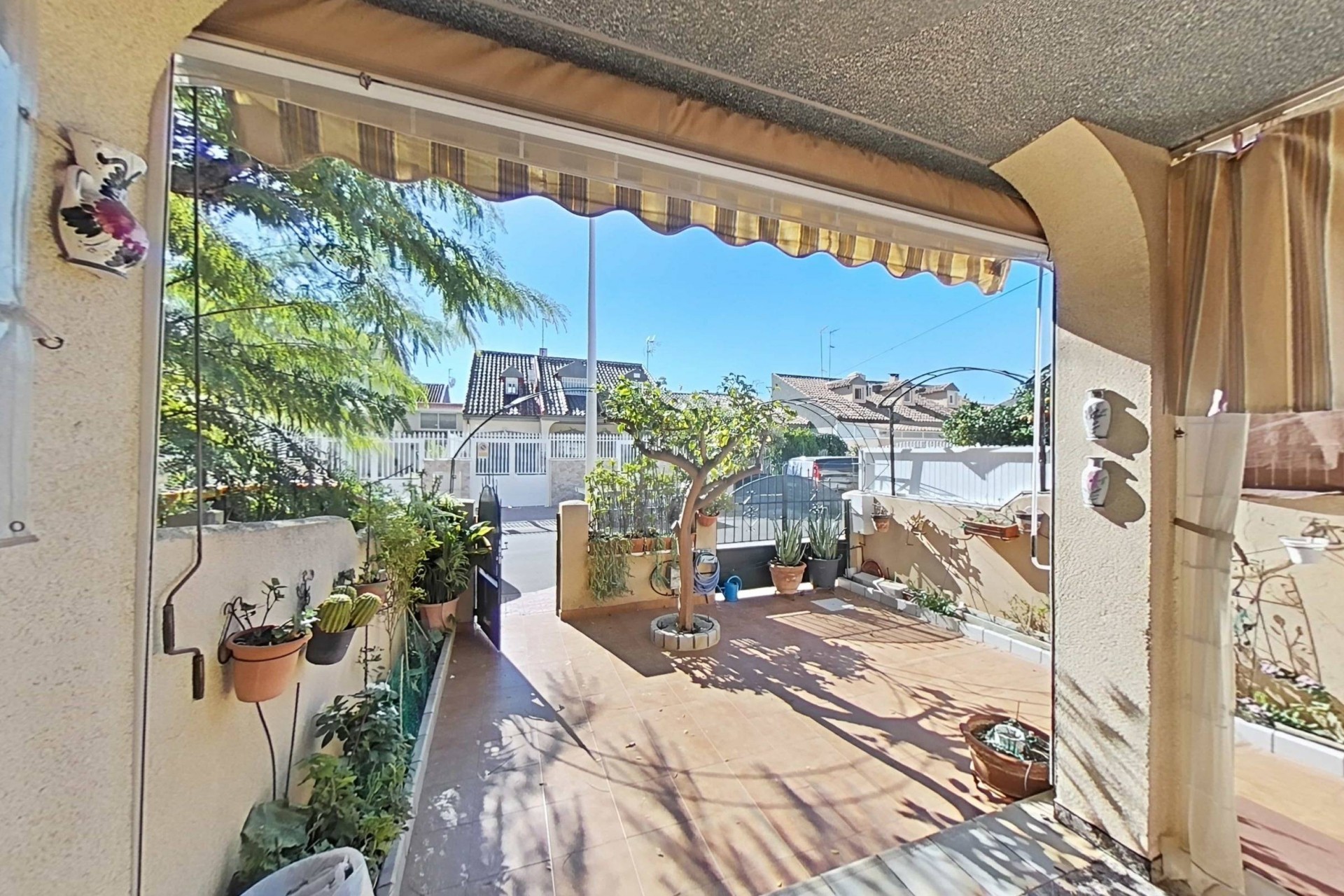 Brukt - Town House -
Santiago de la Ribera - Santiago De La Ribera