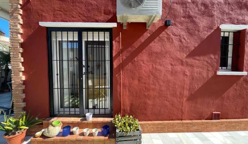 Brukt - Town House -
Torre de la Horadada - Costa Blanca