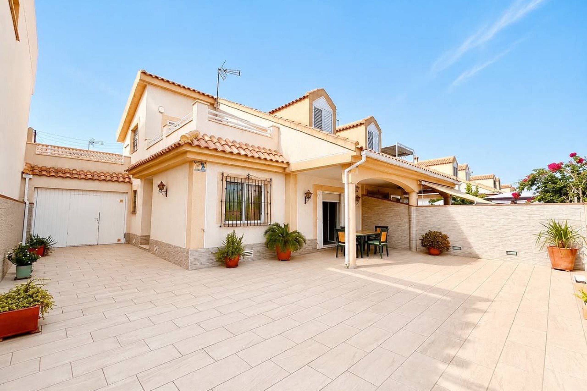 Brukt - Town House -
Torre de la Horadada - Costa Blanca